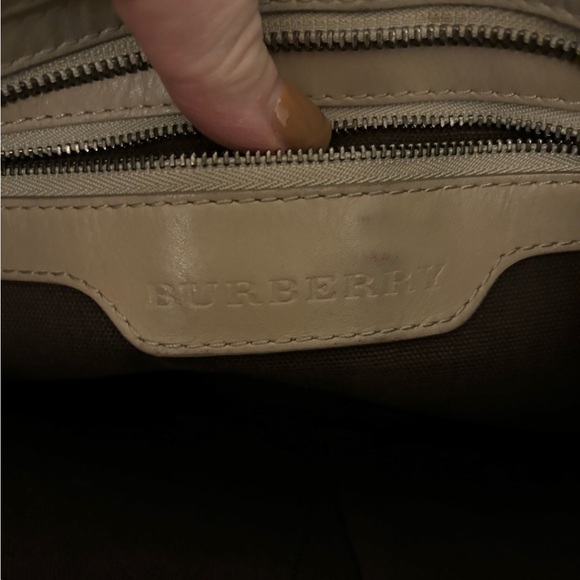 BURBERRY Smoked check crossbody. - Picture 3 of 10